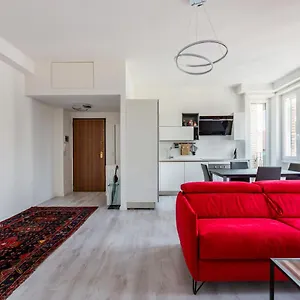 https://garibaldi-gae-aulenti-modern-apt-with-private-parking.it-lombardy.com